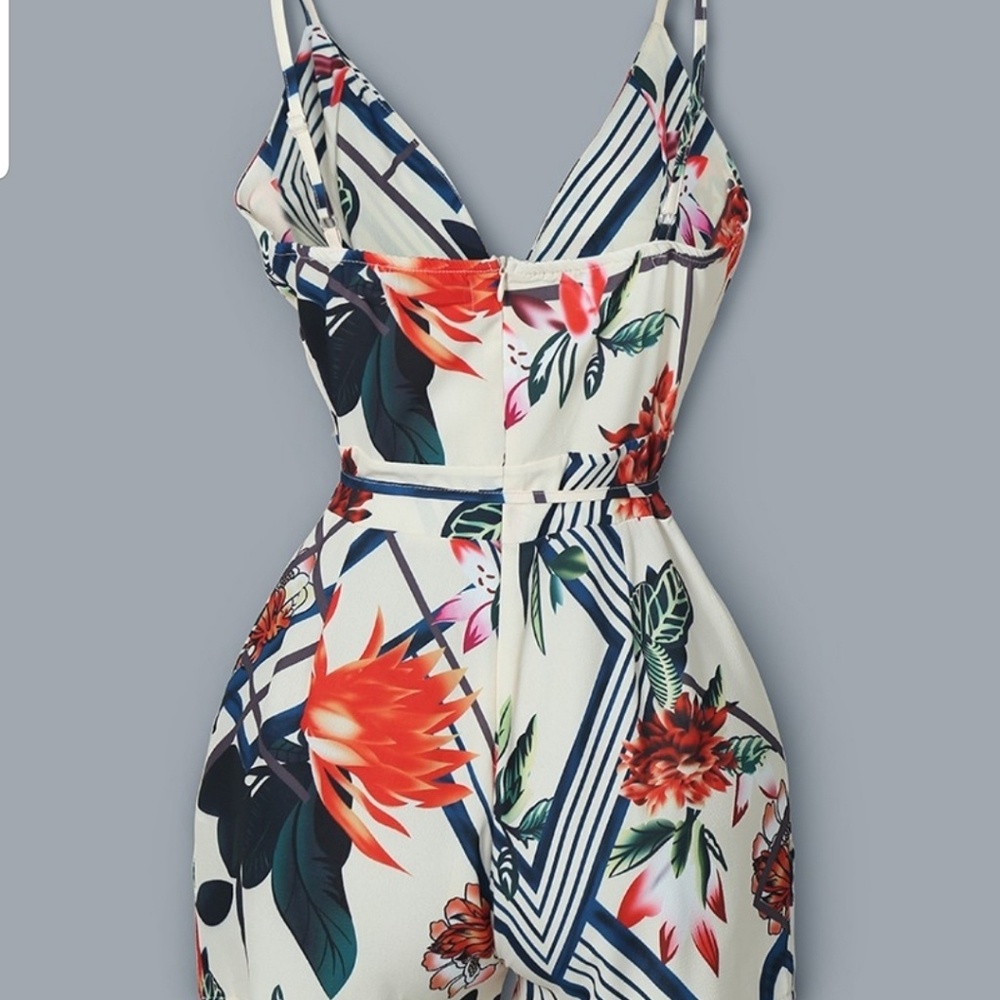 Romper - Picture 2 of 2